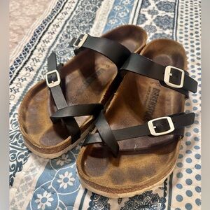 Birkenstock Size 38 (7.5)